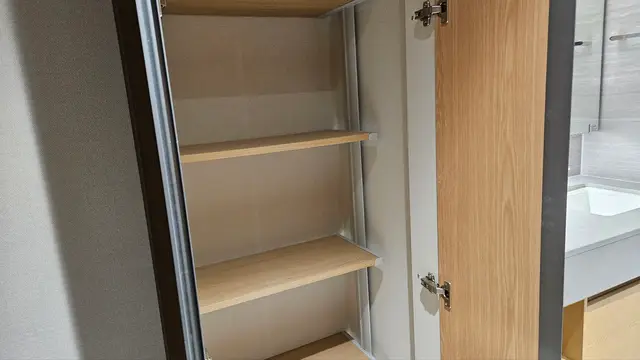 [기숙사] 탁트인남향 고층호실이며 시원한 뷰 호텔식인테리어 (부가세포함금액)  사진 3