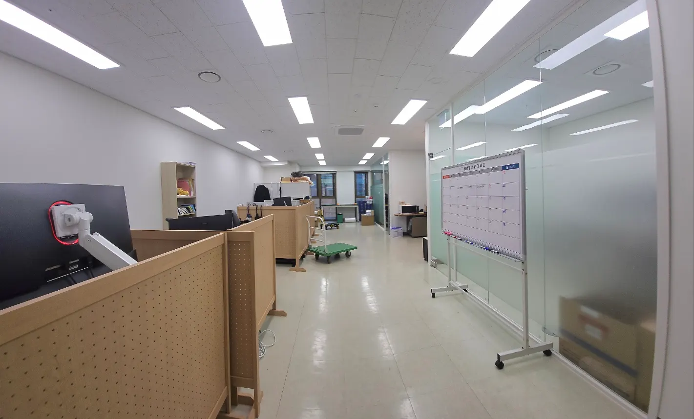 가산퍼블릭 업무지원 사무실 임대 전용29평 월임대료200만원 매물 사진