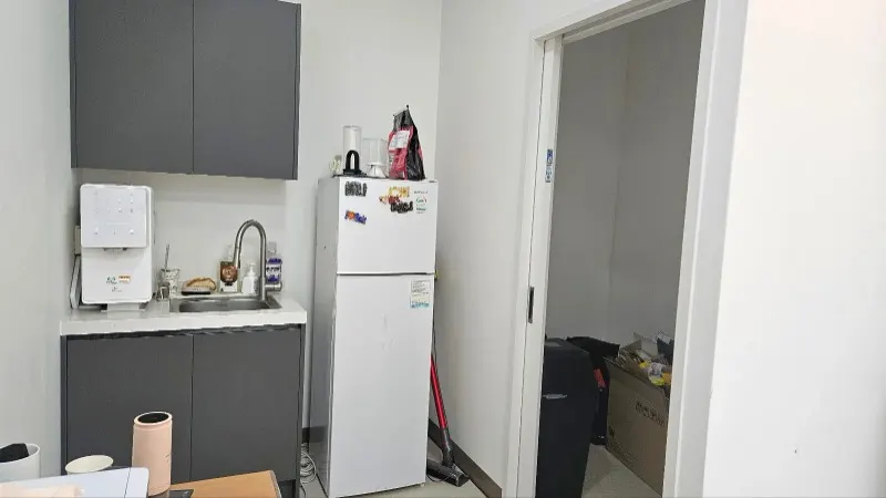 가산퍼블릭 업무지원 사무실 임대 전용29평 월임대료200만원 사진 2